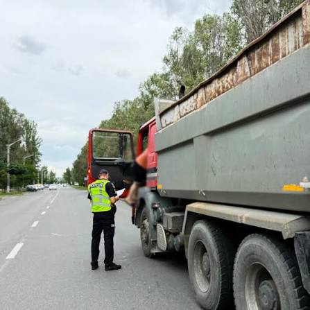 Рекордні обмеження через спеку: на Рівненщині вантажівкам заборонили рух до 23:00
