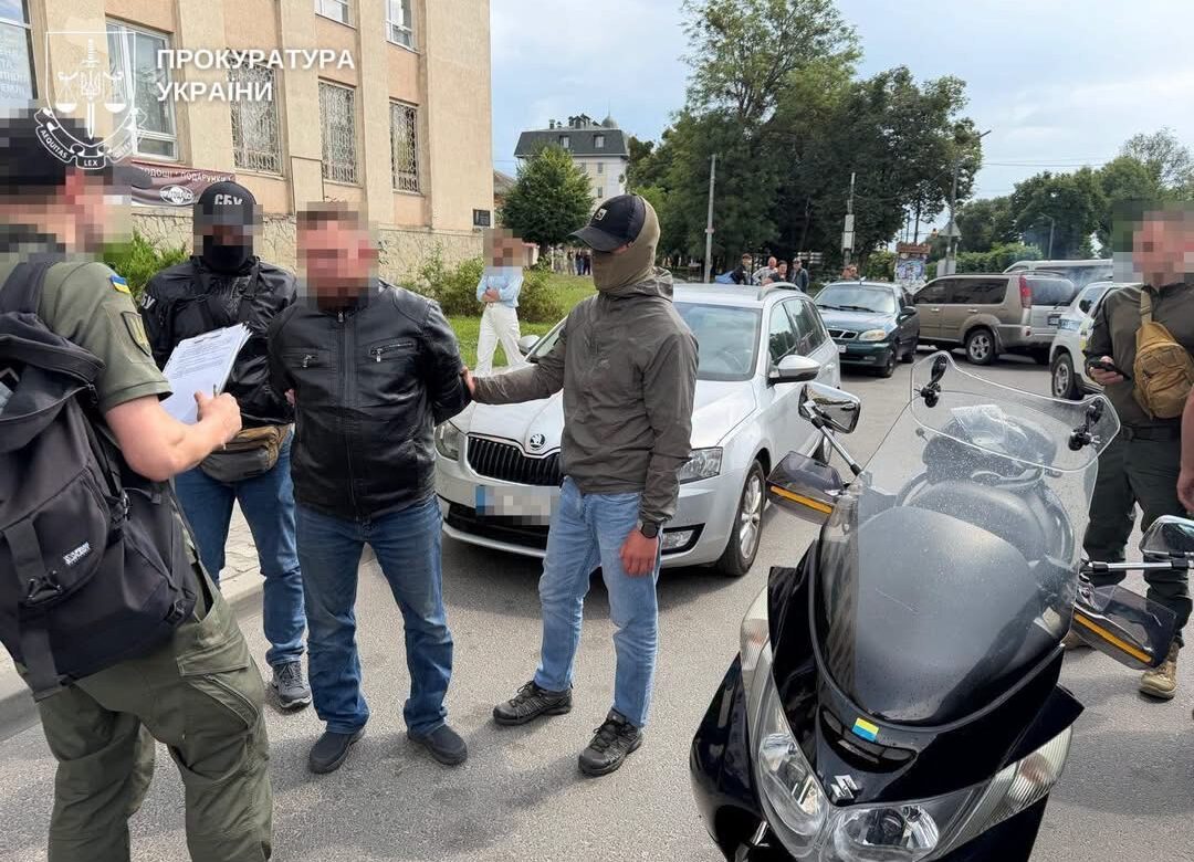 Хотів дістати дрон, щоб стежити за українськими військовими: на Рівненщині затримали агента ФСБ з Острога