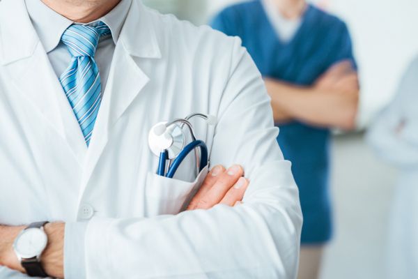 У Сарнах нейрохірурга оштрафували на 42,5 тисячі гривень за неподання трьох декларацій