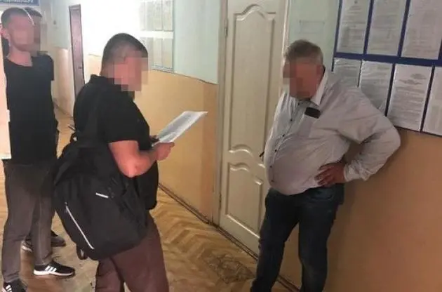 1 На Рівненщині звільнився багаторічний директор парку, який «погорів» на хабарі