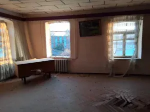 1 У Рівному виставили на приватний аукціон понад 200 квадратів комунальної нерухомості на вулиці Шкільній