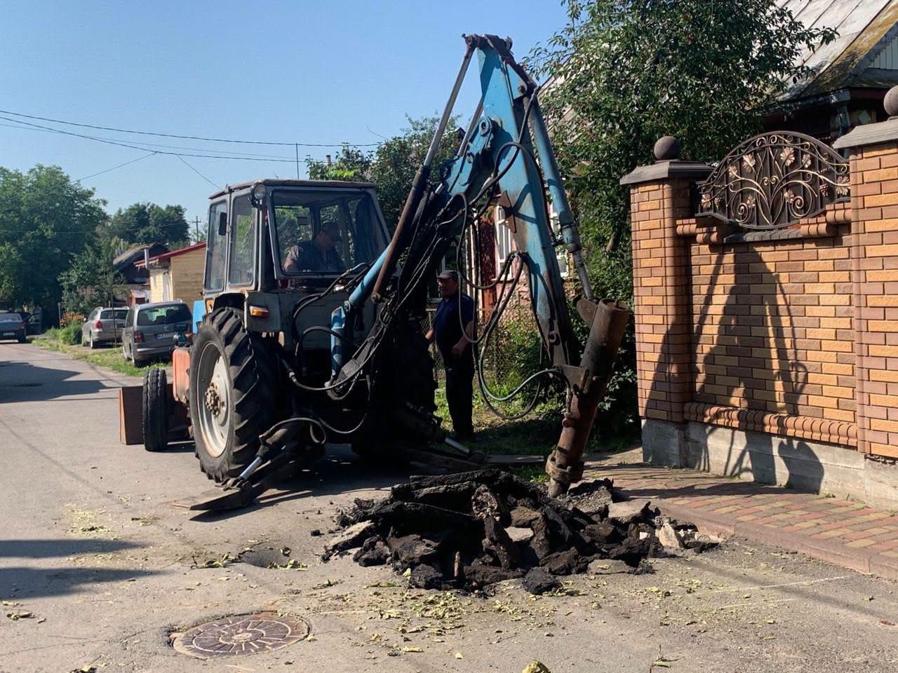 У Рівному через пошкодження водопроводу без води залишилися кілька вулиць 0000