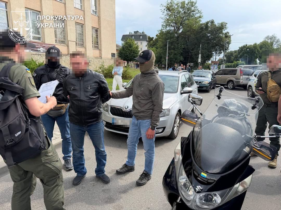 Хотів дістати дрон, щоб стежити за українськими військовими: на Рівненщині затримали агента ФСБ з Острога 0000