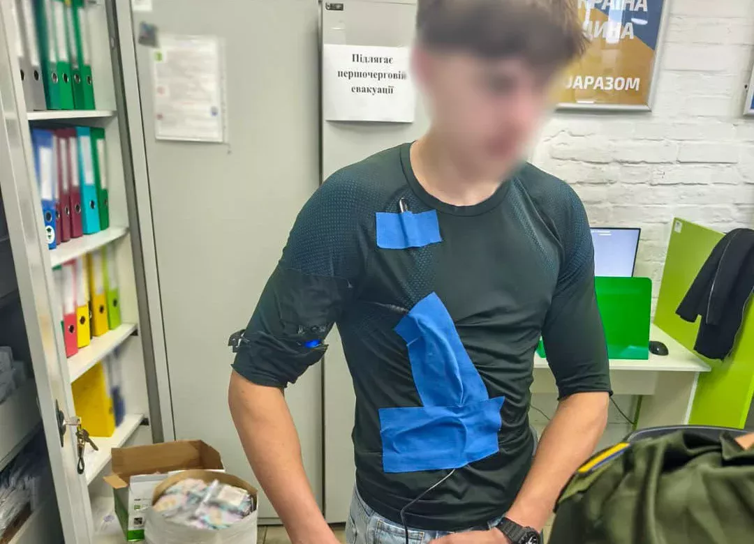 На Рівненщині брати-близнюки за 2–3 тисячі доларів допомагали складати іспити для отримання посвідчення водія