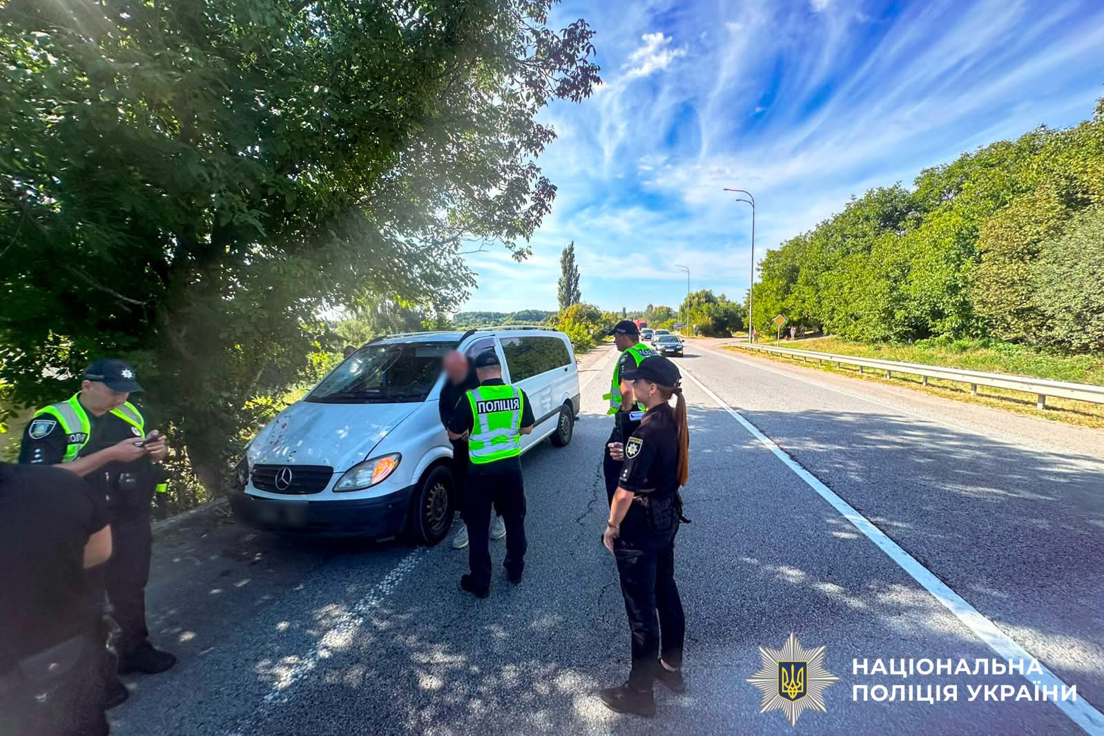 На Дубенщині Mercedes Vito на смерть збив жінку 0000