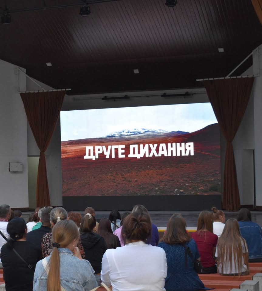 1 «Друге дихання» просто неба: у Рівному показали історію незламних військових