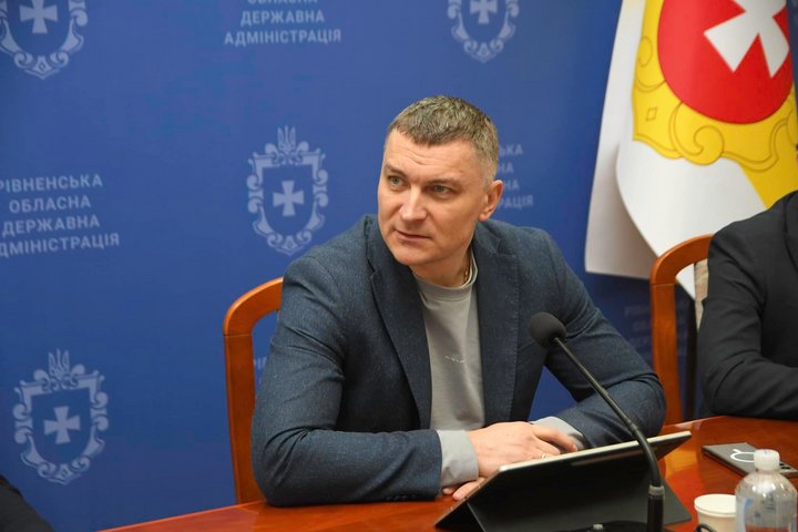 1 Порожні полиці та ажіотаж у супермаркетах — чи загрожує Рівненщині голод через ворожі удари по складах