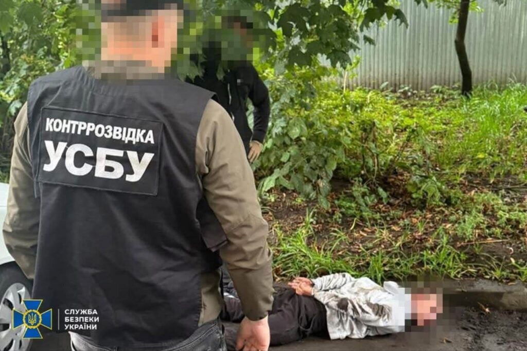 1 Вже заклав бомбу у центрі Рівного: СБУ затримала чоловіка, якого підозрюють у підготовці теракту