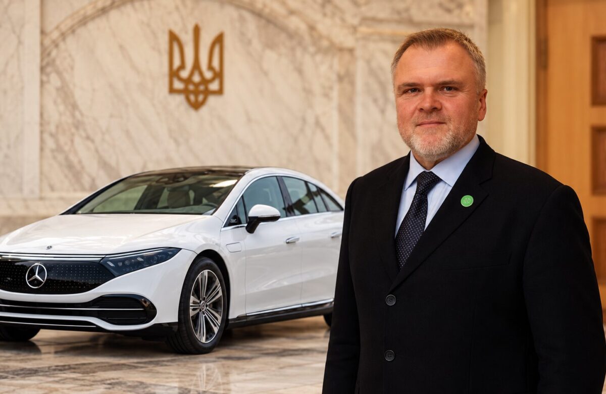 Ще один Mercedes EQS: нардеп від Рівненщини задекларував автівку за 1,78 млн грн