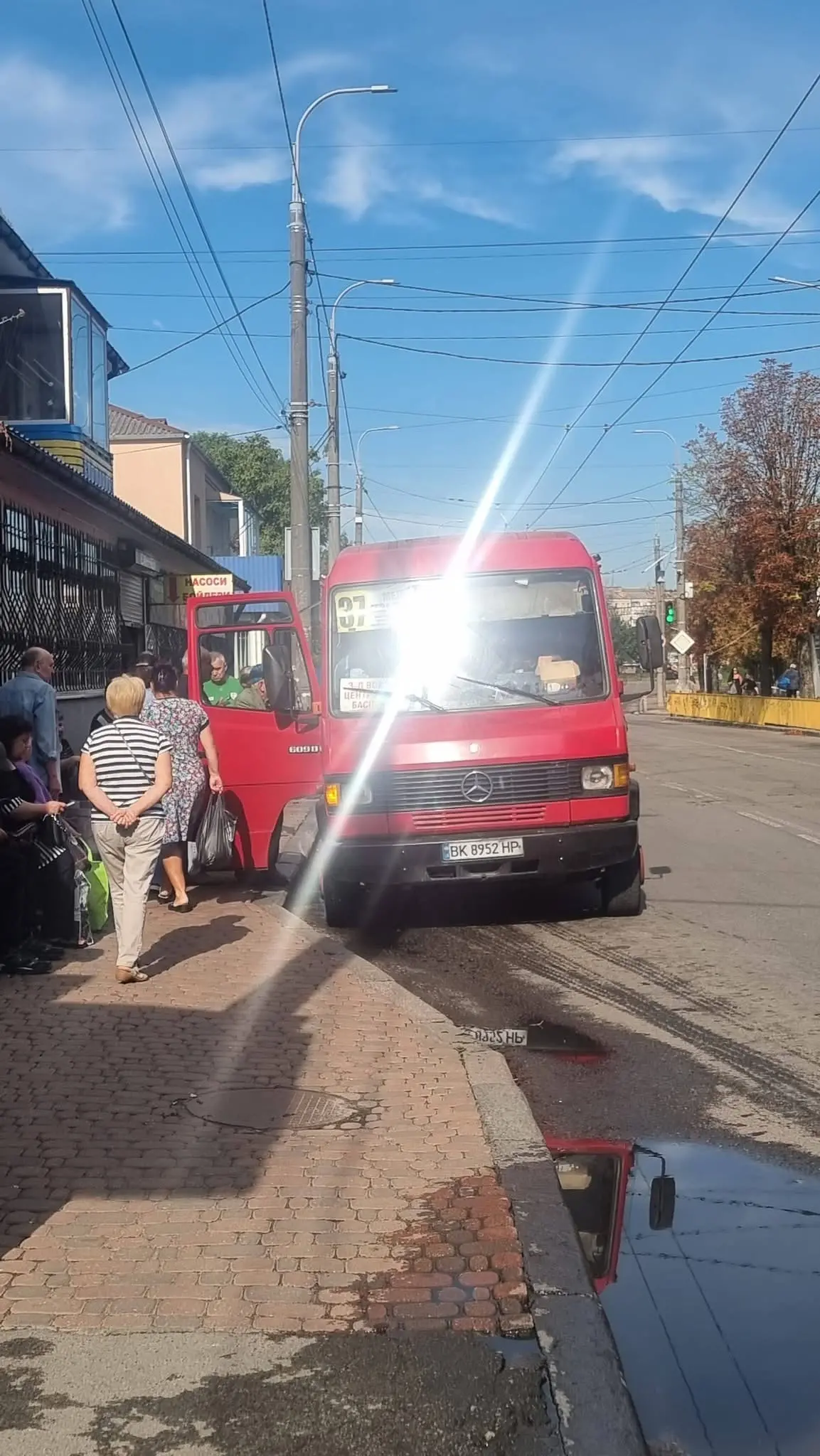 Черговий скандал з маршруткою у Рівному: з картки студентки водій тричі списав оплату за проїзд 0000