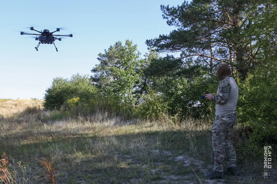 1 Від учителя географії до командира важких дронів: історія «Фореста» з рівненського «Чорного Крука»