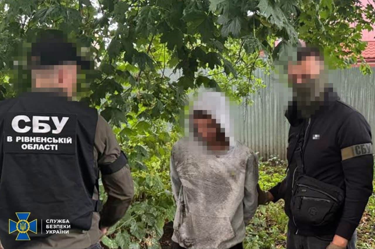 Вже заклав бомбу у центрі Рівного: СБУ затримала чоловіка, якого підозрюють у підготовці теракту 0000