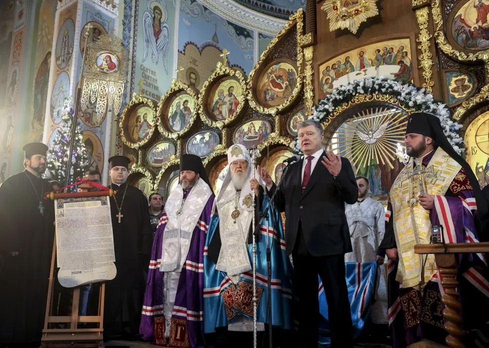 1 Від першого каменя Мстислава до служби Епіфанія: Покровському собору у Рівному — 25 років